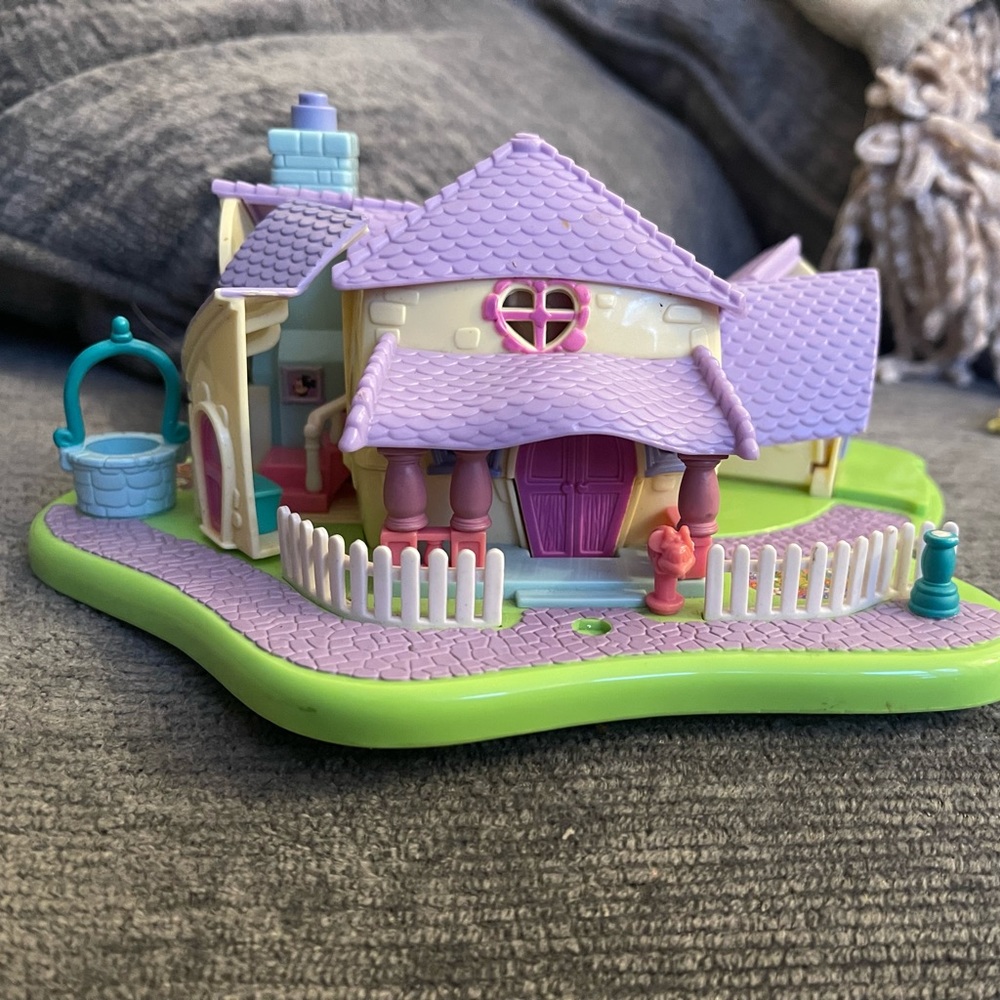 Vintage Polly pocket Minnie surprise